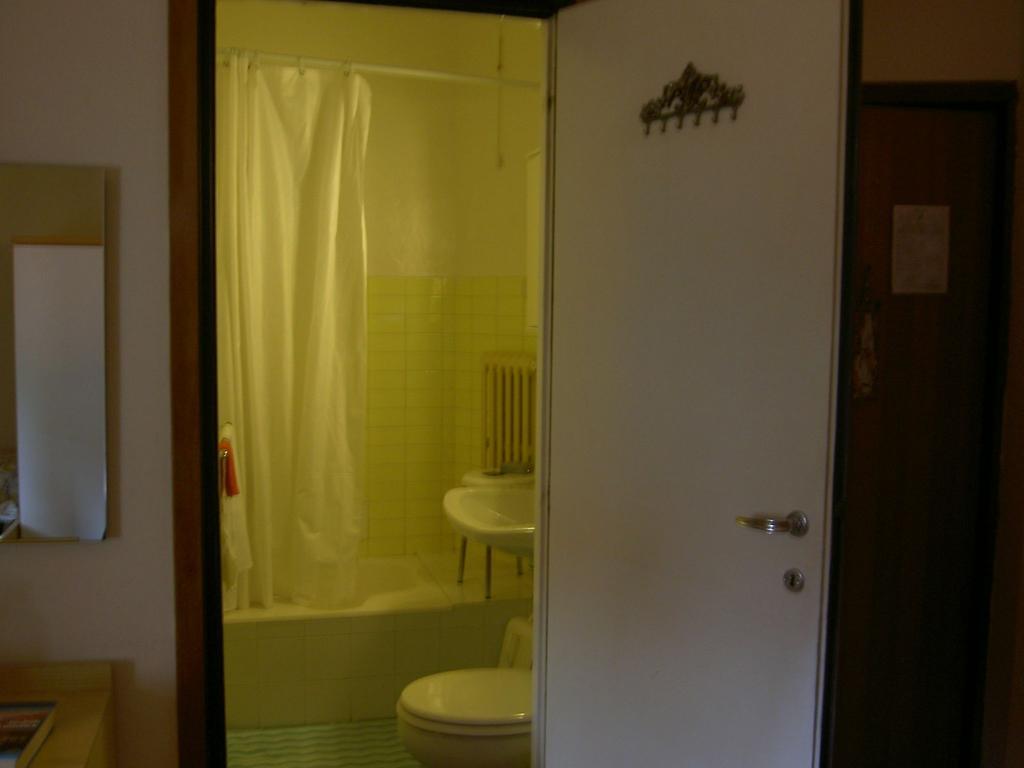Albergo Kristina Бордигера Экстерьер фото