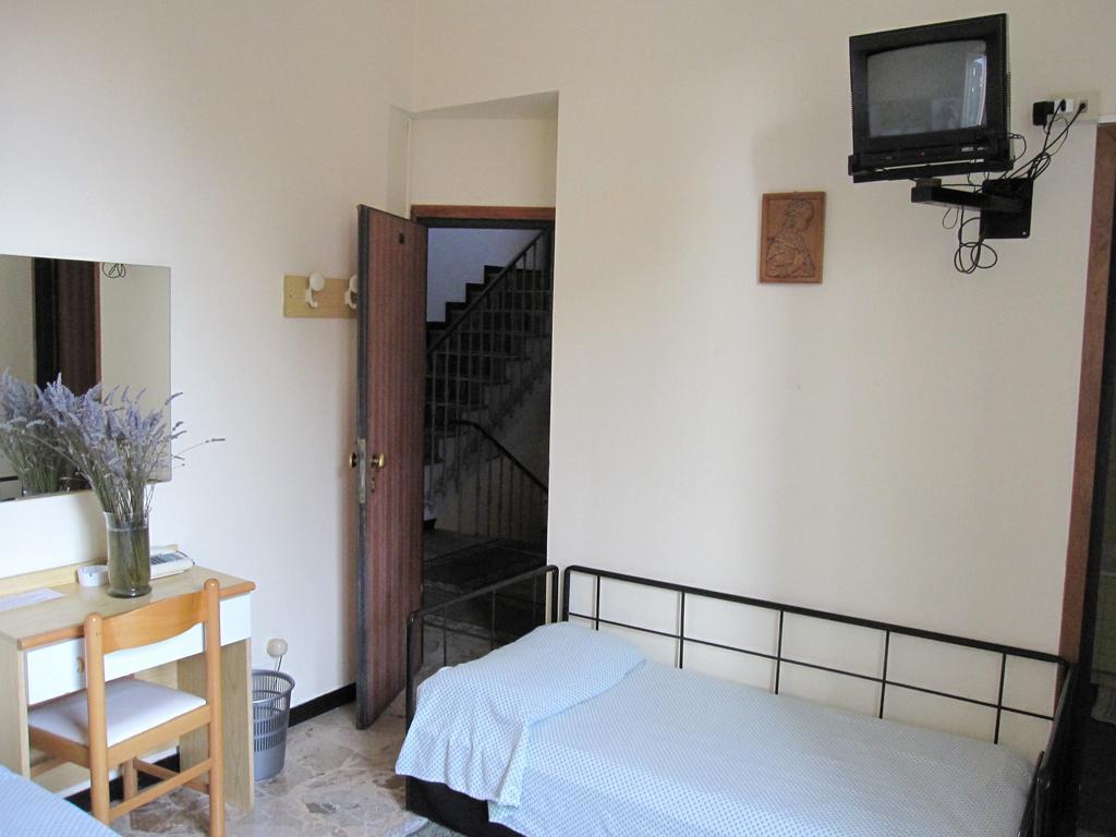 Albergo Kristina Бордигера Номер фото