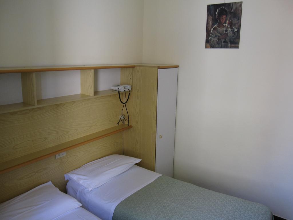 Albergo Kristina Бордигера Номер фото